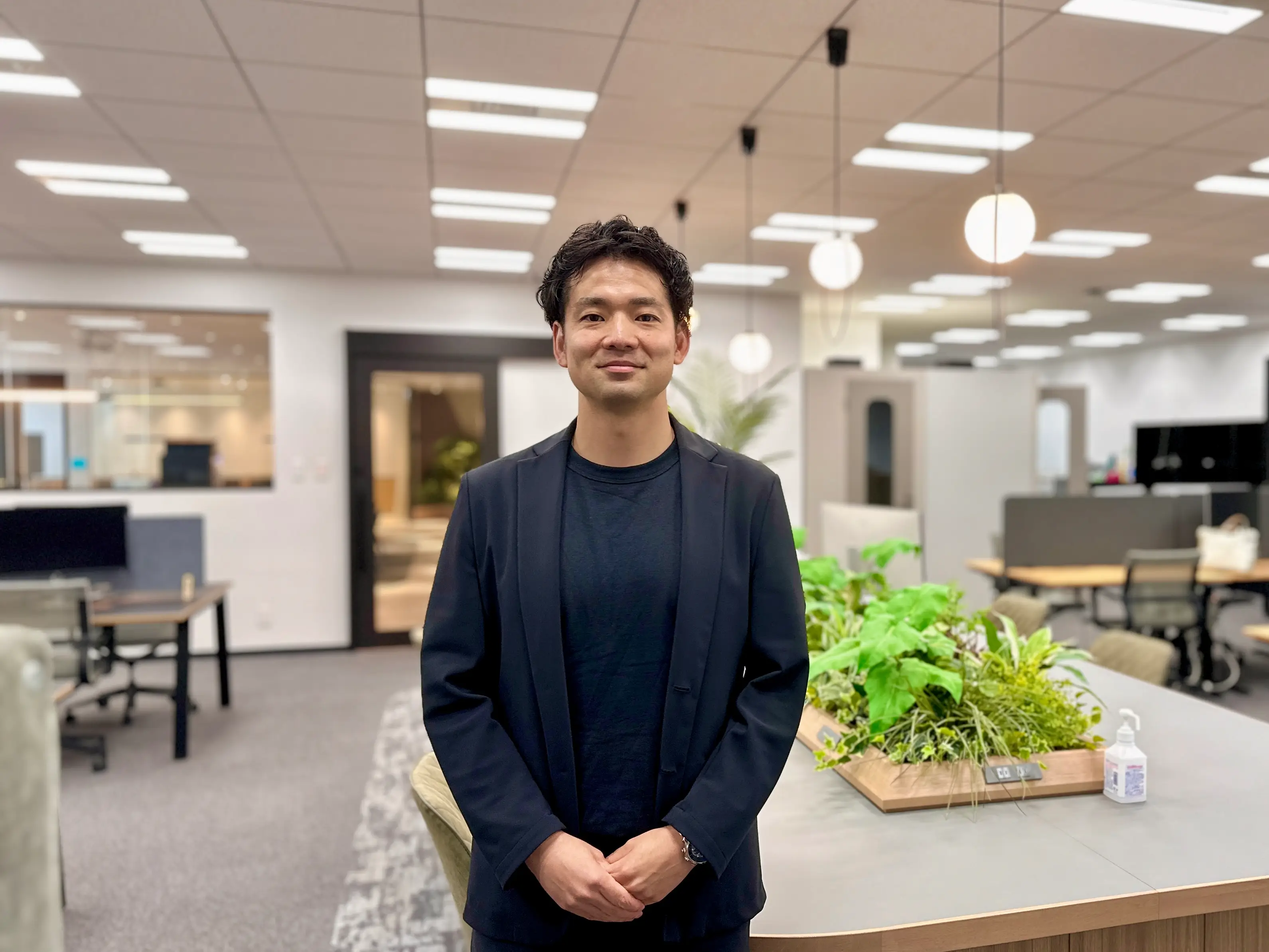 メンバーインタビュー｜営業本部 西川 史人「物流大手、外資ITからゼロボードへ。業界全体で脱炭素を推進したい」